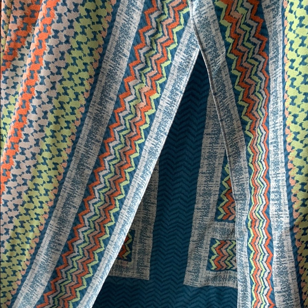 BCBCMaxazria Top - Picture 2 of 2